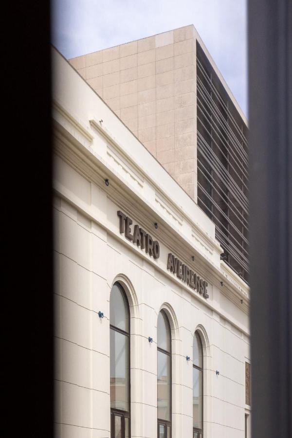 Teatro Studios 阿威罗 外观 照片